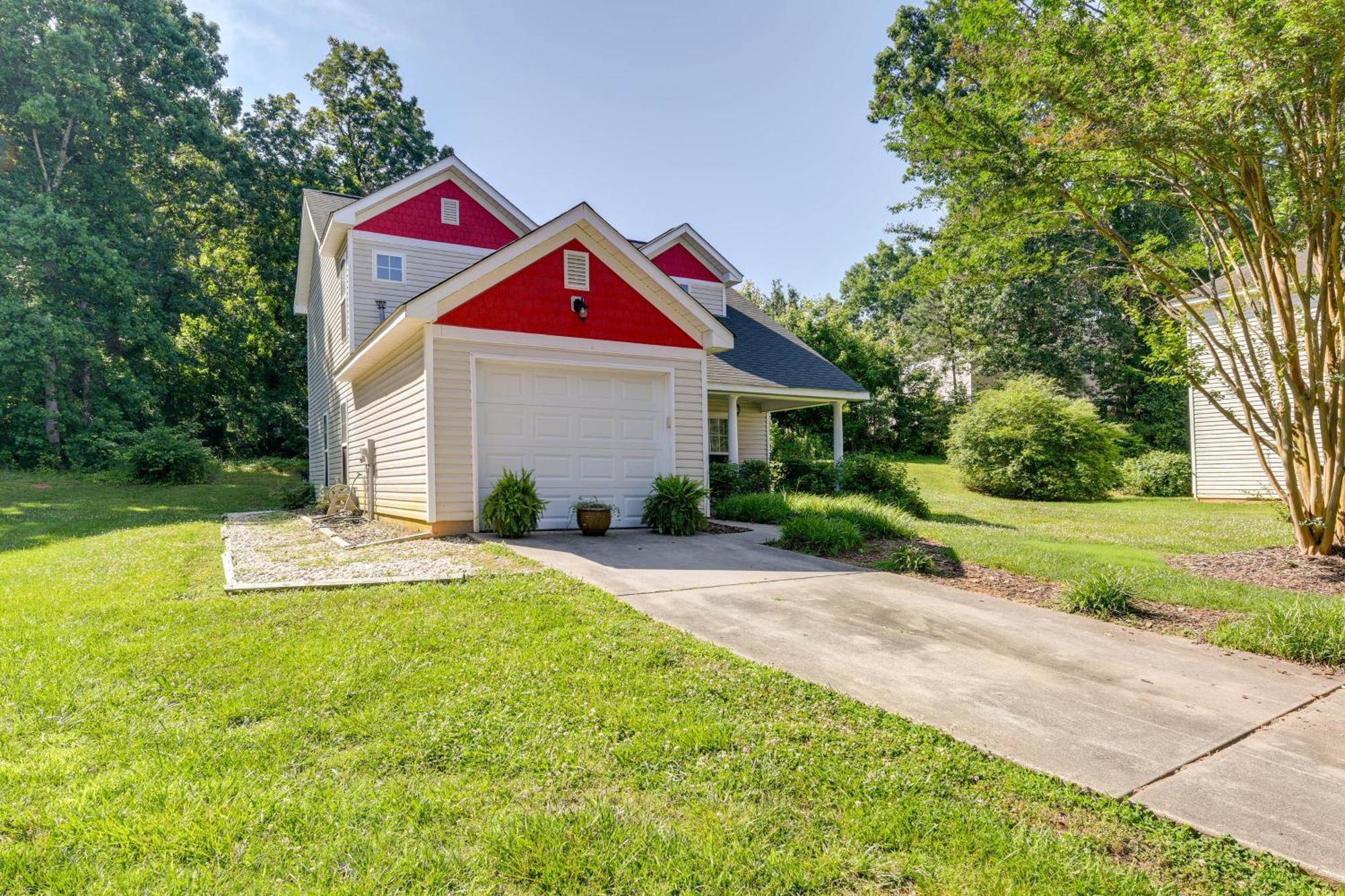 Charlotte Home About 9 Mi To Bank Of America Stadium! Exterior photo